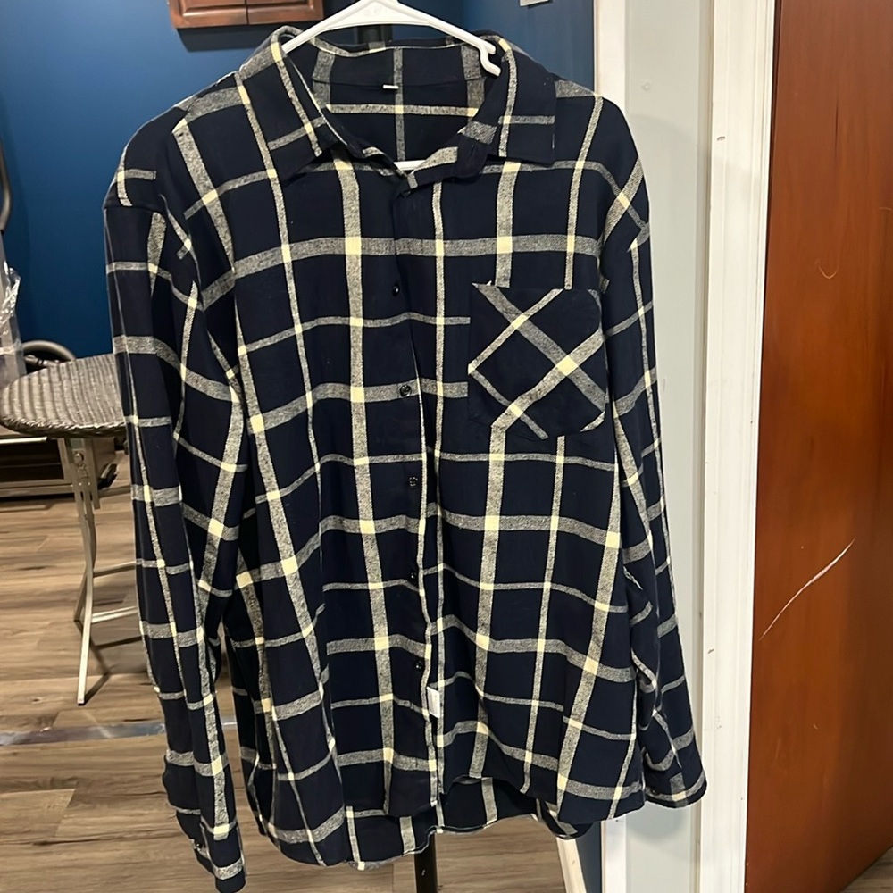 Mens Flannel XL - worn once